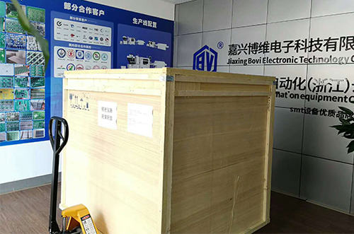 安徽客戶SMT設(shè)備專車送貨，貨到上門安裝調(diào)試