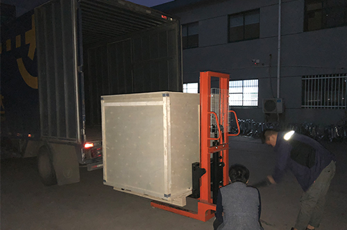 永州客戶SMT設(shè)備專車送貨，貨到上門安裝調(diào)試