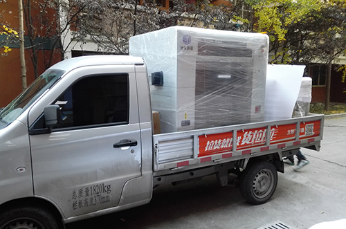 寧波客戶SMT設(shè)備專車送貨，貨到上門安裝調(diào)試
